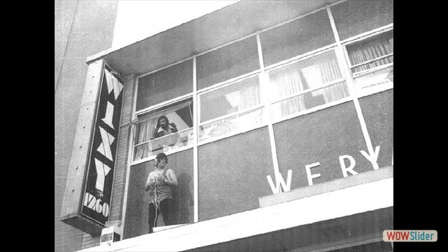 WIXY GOES BANANAS - 1973